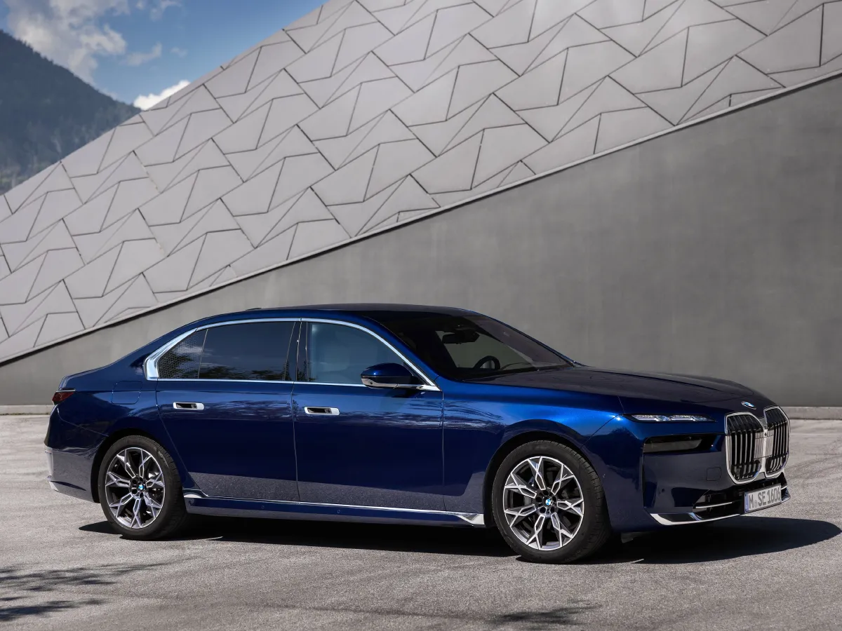 BMW 7 Series,autocango,china used car exporter,china ev exporter,chinese used car exporter,chinese used ev exporter BMW 7 Series,autocango,china used car exporter,china ev exporter,chinese used car exporter,chinese used ev exporter