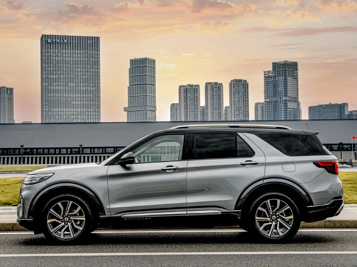 Ford Explorer,autocango,china used car exporter,china ev exporter,chinese used car exporter,chinese used ev exporter