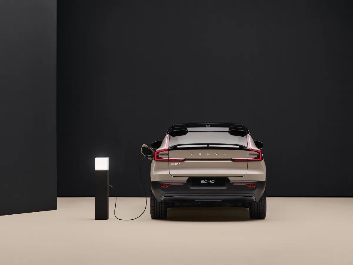 Volvo C40,autocango,china used car exporter,china ev exporter,chinese used car exporter,chinese used ev exporter