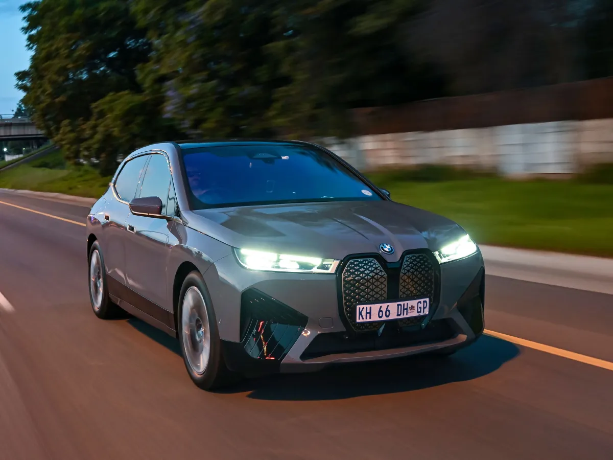 BMW iX,autocango,china used car exporter,china ev exporter,chinese used car exporter,chinese used ev exporter