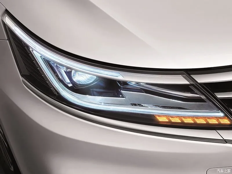 Roewe i6,autocango,china used car exporter,china ev exporter,chinese used car exporter,chinese used ev exporter