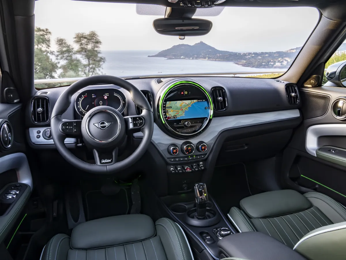 MINI COUNTRYMAN,autocango,china used car exporter,china ev exporter,chinese used car exporter,chinese used ev exporter