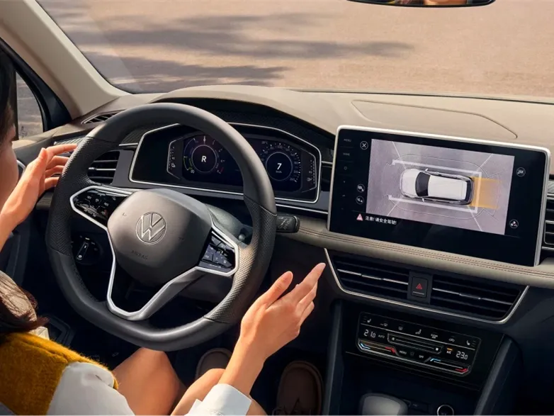 Volkswagen Tiguan L,autocango,china used car exporter,china ev exporter,chinese used car exporter,chinese used ev exporter