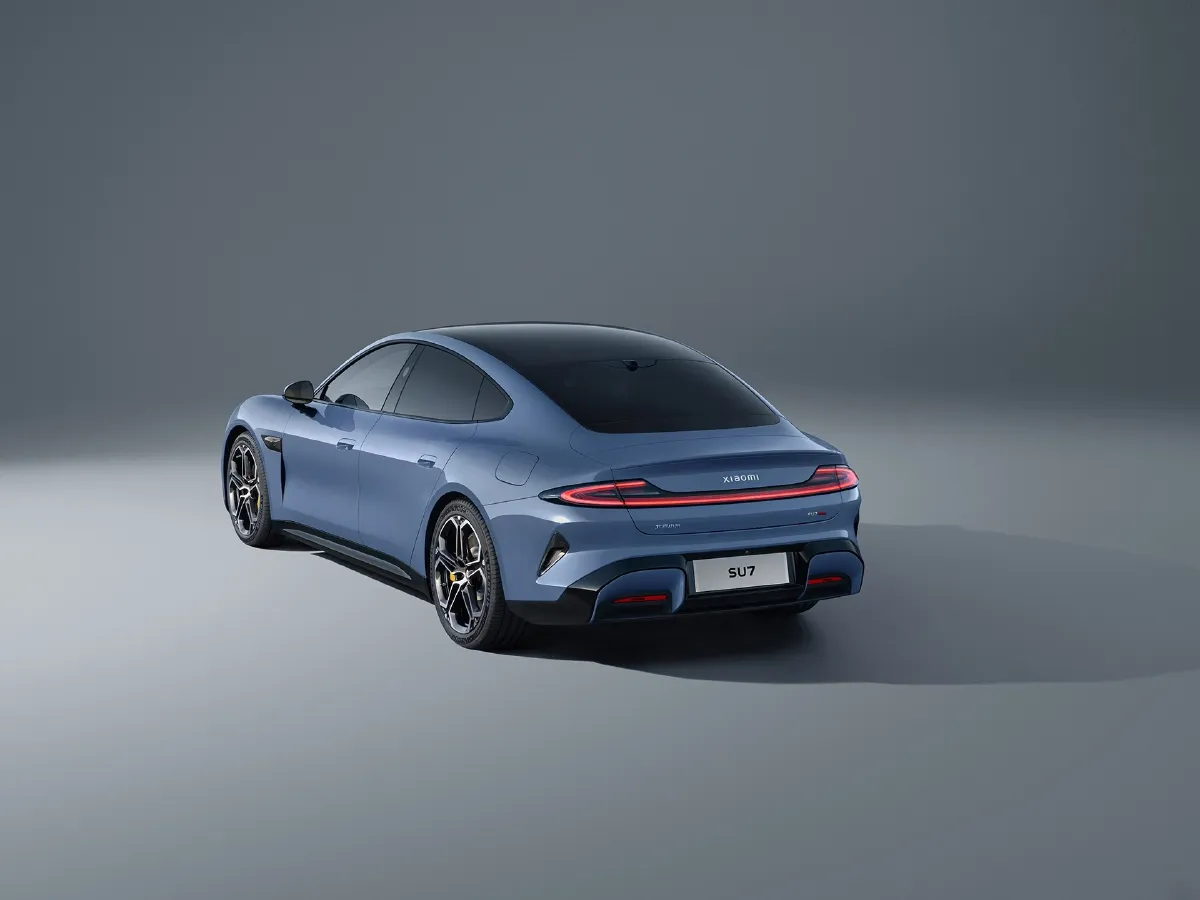 MI SU7,autocango,china used car exporter,china ev exporter,chinese used car exporter,chinese used ev exporter