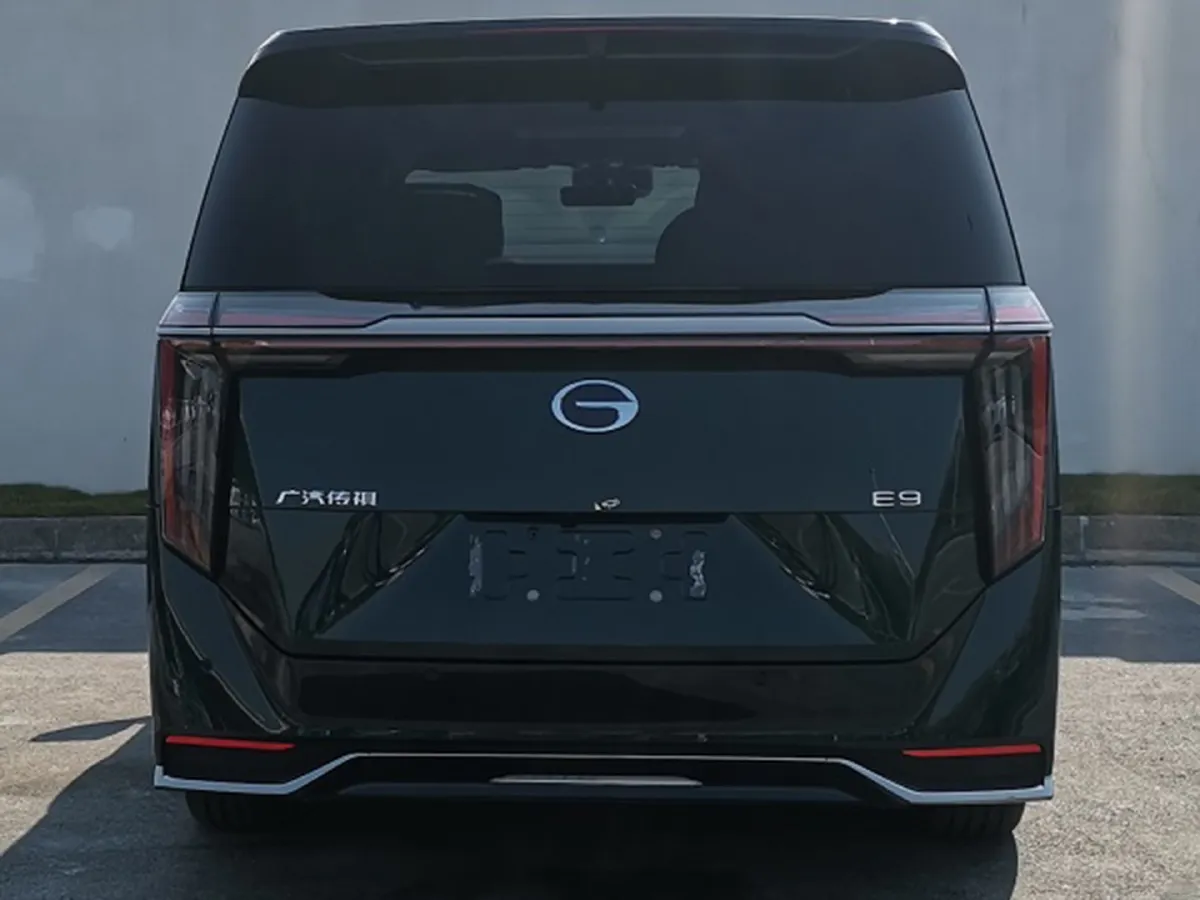 GAC Trumpchi E9,autocango,china used car exporter,china ev exporter,chinese used car exporter,chinese used ev exporter