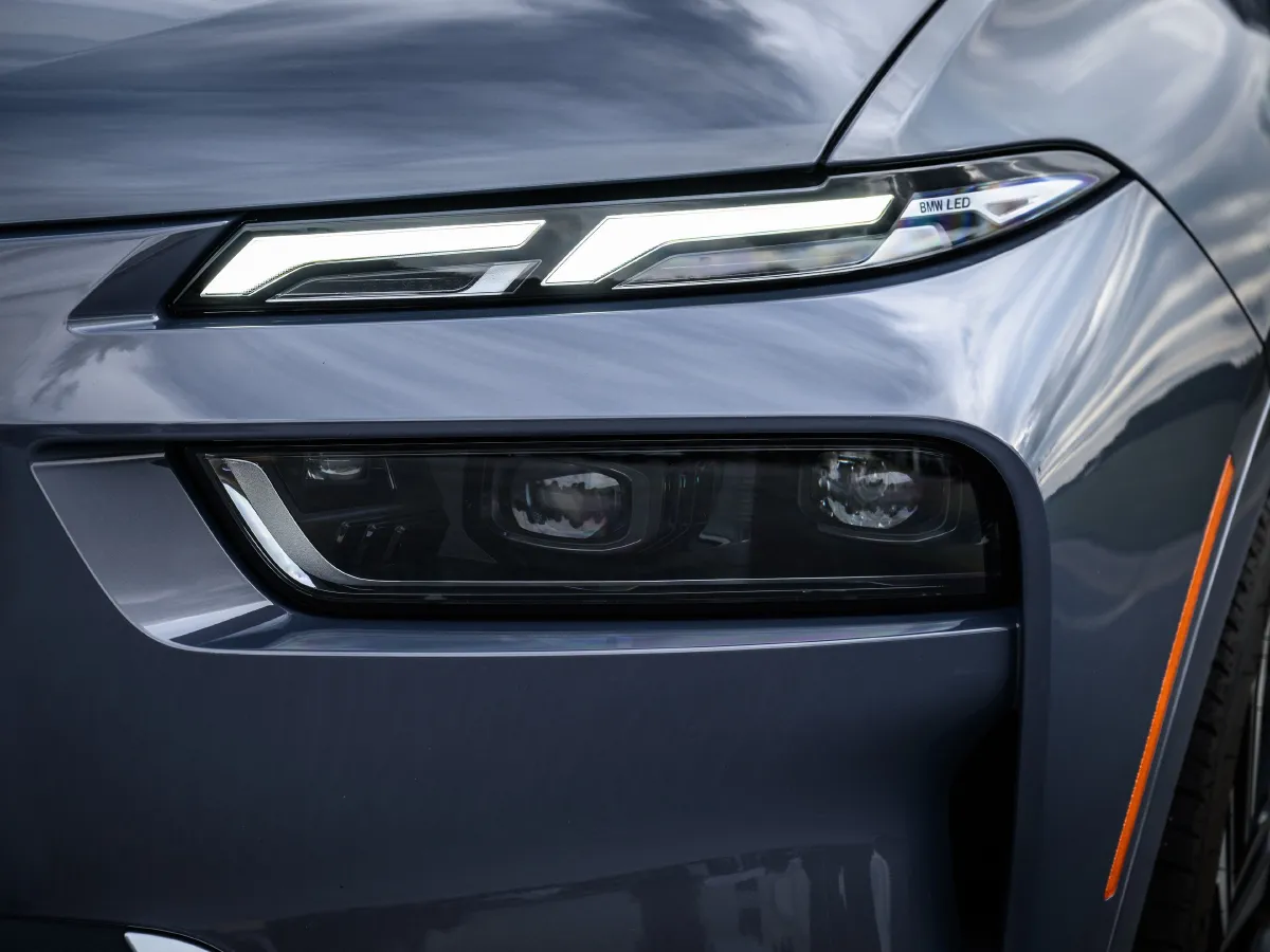 BMW X7,autocango,china used car exporter,china ev exporter,chinese used car exporter,chinese used ev exporter