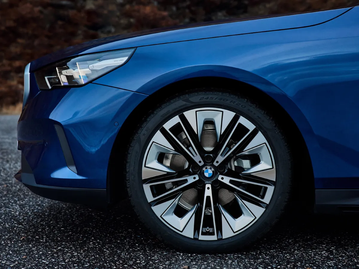 BMW 5 Series,autocango,china used car exporter,china ev exporter,chinese used car exporter,chinese used ev exporter BMW 5 Series,autocango,china used car exporter,china ev exporter,chinese used car exporter,chinese used ev exporter