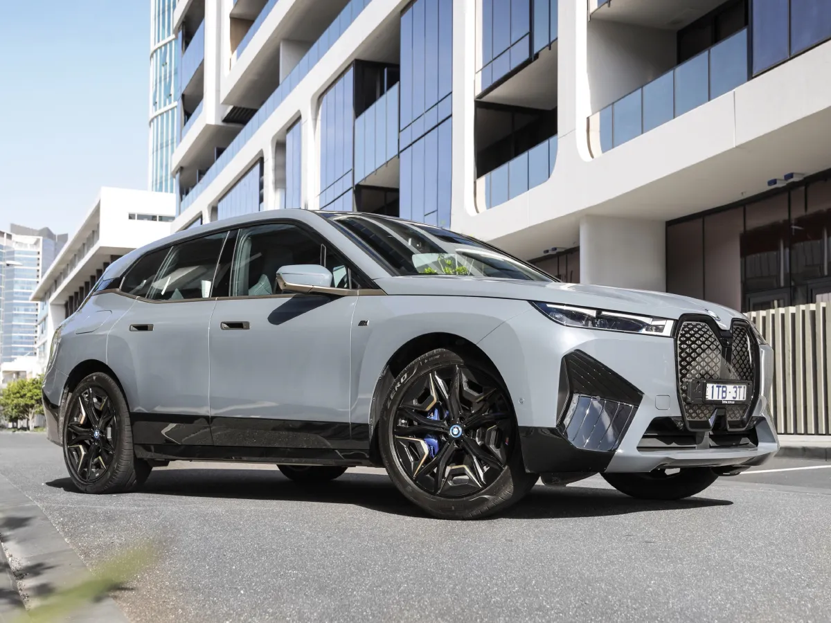 BMW iX,autocango,china used car exporter,china ev exporter,chinese used car exporter,chinese used ev exporter