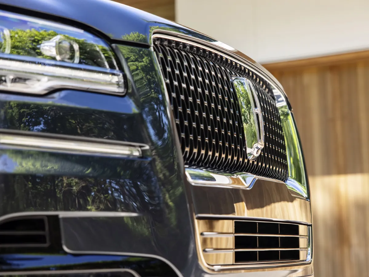 Lincoln Navigator,autocango,china used car exporter,china ev exporter,chinese used car exporter,chinese used ev exporter