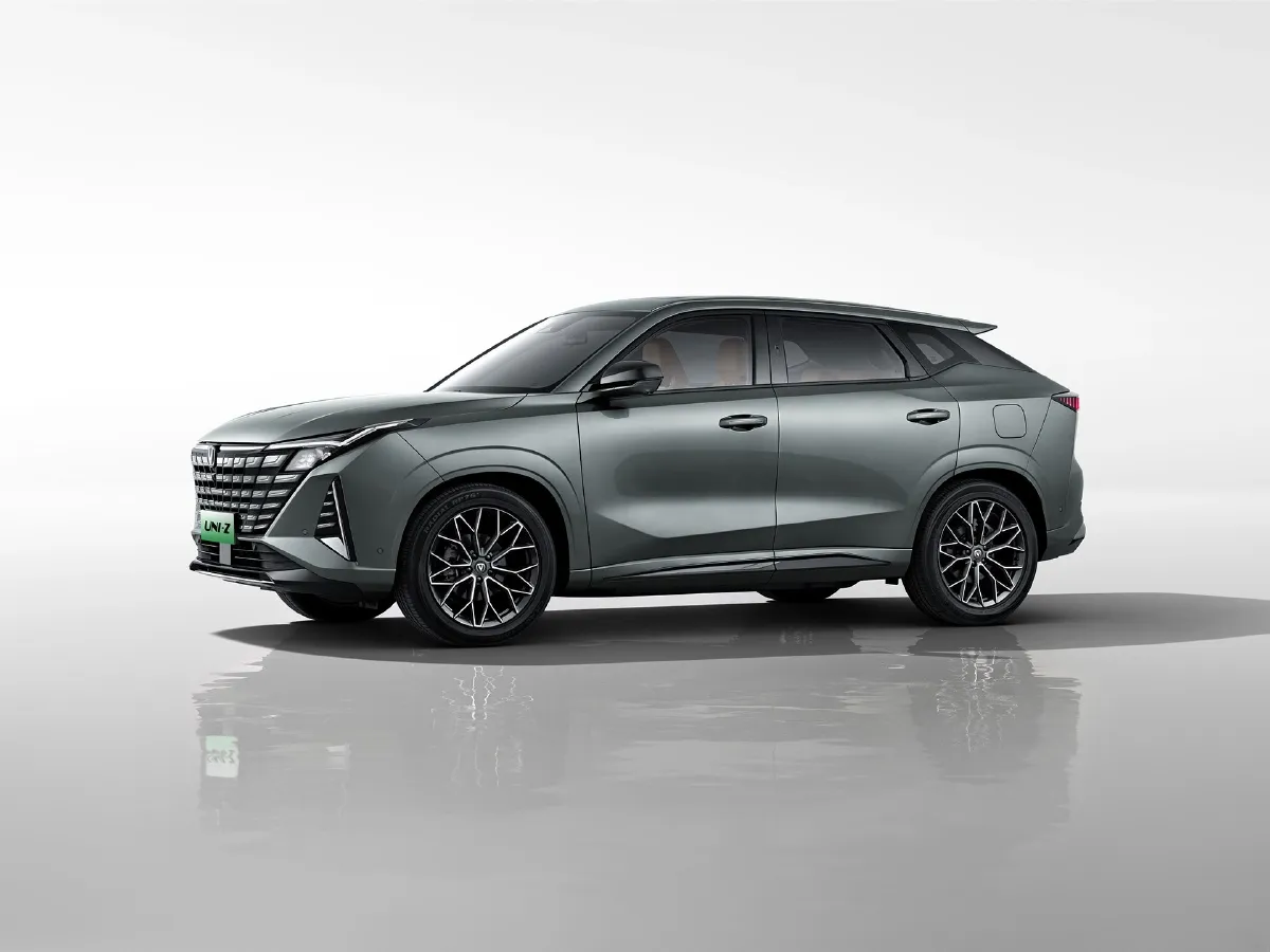 ChangAn UNI-Z,autocango,china used car exporter,china ev exporter,chinese used car exporter,chinese used ev exporter