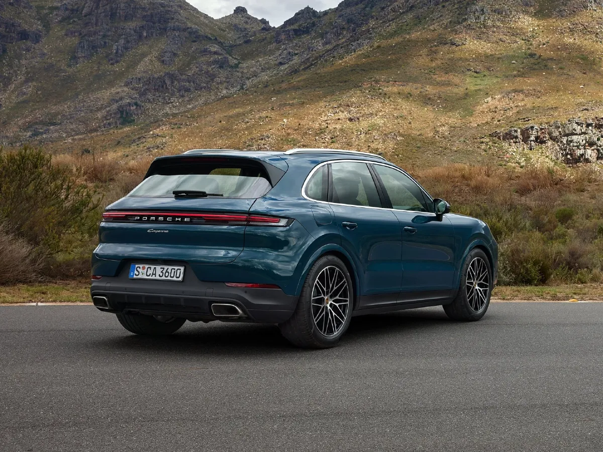 Porsche Cayenne,autocango,china used car exporter,china ev exporter,chinese used car exporter,chinese used ev exporter