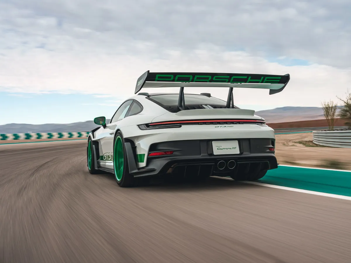 Porsche 911,autocango,china used car exporter,china ev exporter,chinese used car exporter,chinese used ev exporter