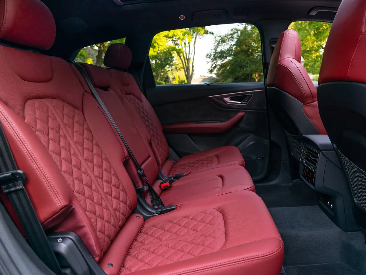 Audi SQ7,autocango,china used car exporter,china ev exporter,chinese used car exporter,chinese used ev exporter