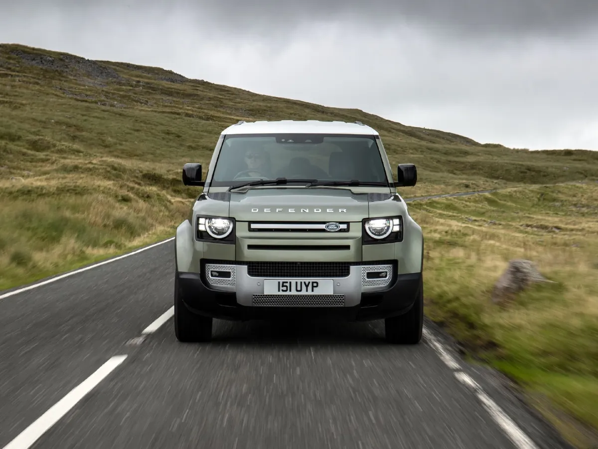 Land Rover Defender,autocango,china used car exporter,china ev exporter,chinese used car exporter,chinese used ev exporter Land Rover Defender,autocango,china used car exporter,china ev exporter,chinese used car exporter,chinese used ev exporter