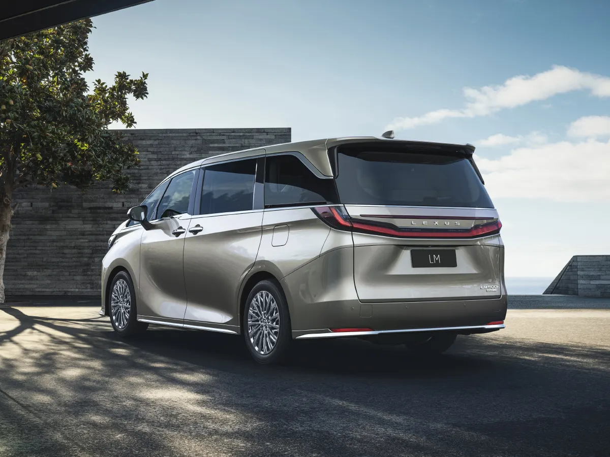 Lexus LM,autocango,china used car exporter,china ev exporter,chinese used car exporter,chinese used ev exporter