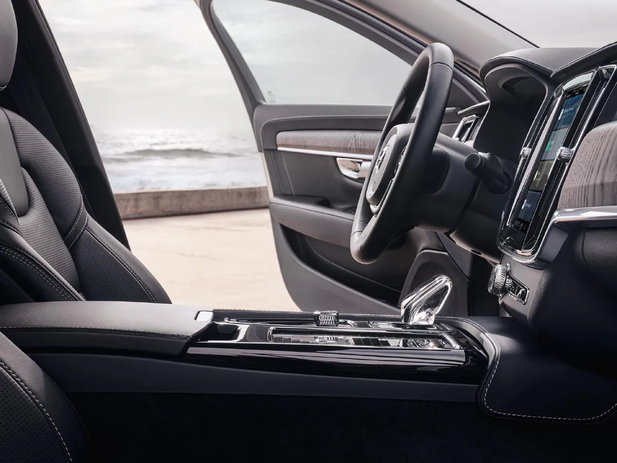 2023 Volvo S90 PHEV 2.0T 310HP L4 8AT PHEV 18.831KWH,autocango,china used car exporter,china ev exporter,chinese used car exporter,chinese used ev exporter