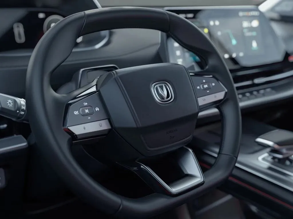 2022 ChangAn CS55 Plus 1.5T 188HP L4 7DCT,autocango,china used car exporter,china ev exporter,chinese used car exporter,chinese used ev exporter