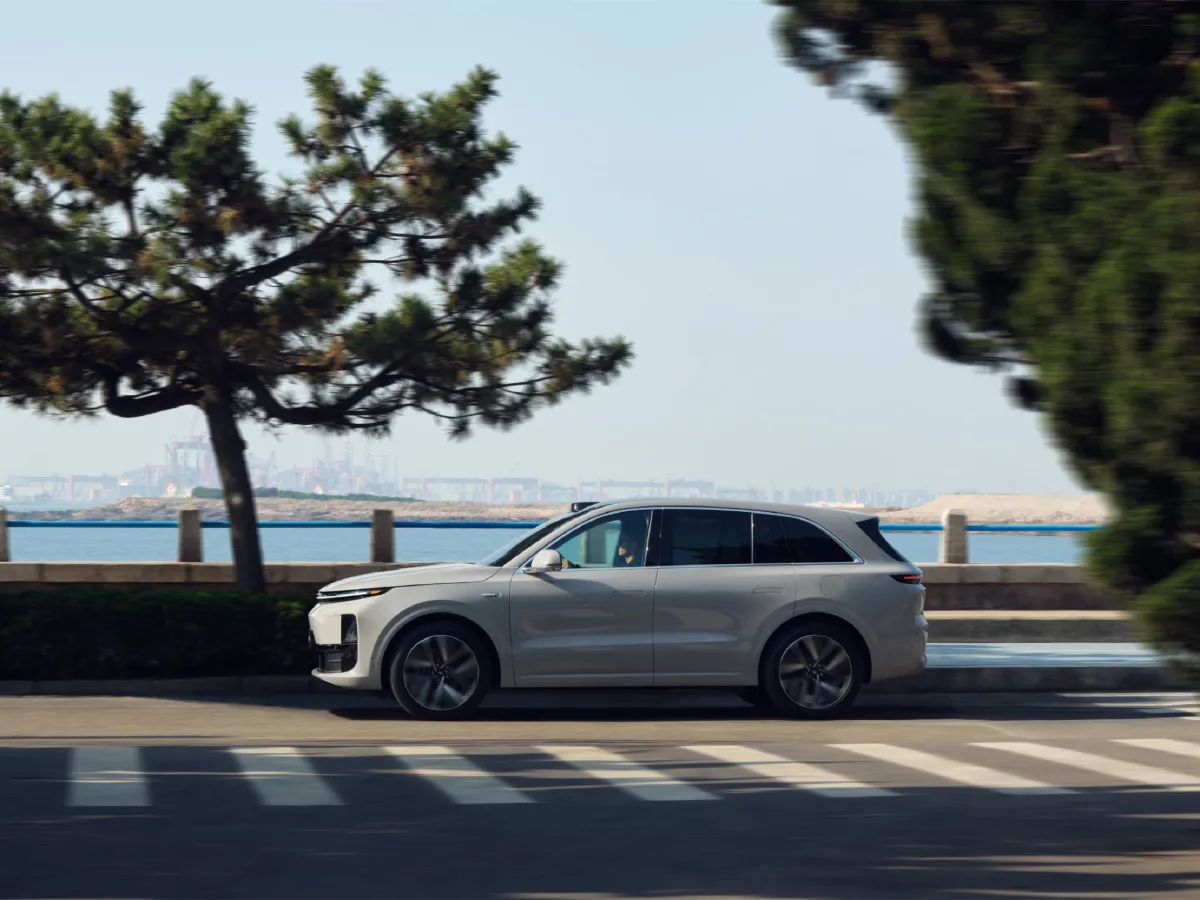 Li L6,autocango,china used car exporter,china ev exporter,chinese used car exporter,chinese used ev exporter