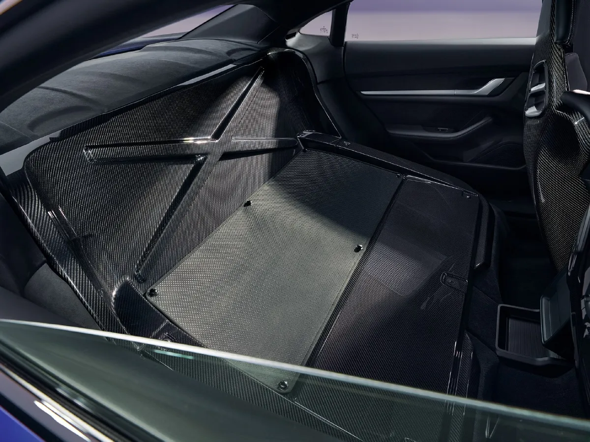 Porsche Taycan,autocango,china used car exporter,china ev exporter,chinese used car exporter,chinese used ev exporter Porsche Taycan,autocango,china used car exporter,china ev exporter,chinese used car exporter,chinese used ev exporter