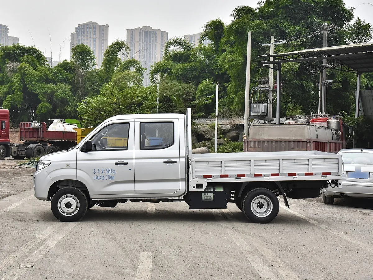 2025 DongFeng DFSK D72 2.0L 143HP L4 5MT,autocango,china used car exporter,china ev exporter,chinese used car exporter,chinese used ev exporter
