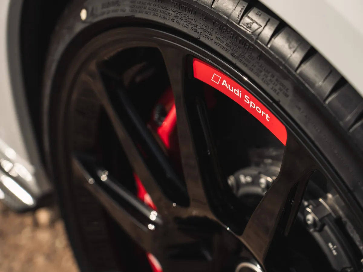 Audi R8,autocango,china used car exporter,china ev exporter,chinese used car exporter,chinese used ev exporter