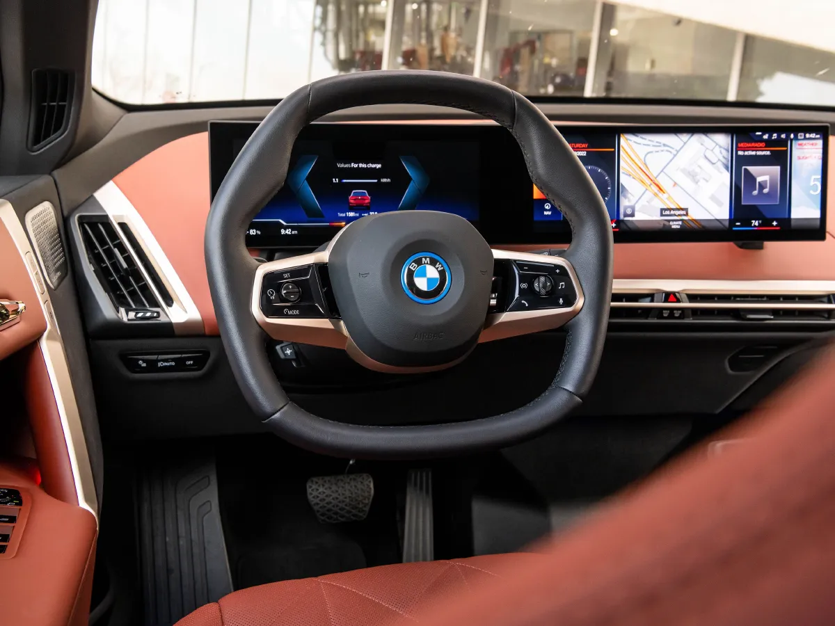 BMW iX,autocango,china used car exporter,china ev exporter,chinese used car exporter,chinese used ev exporter