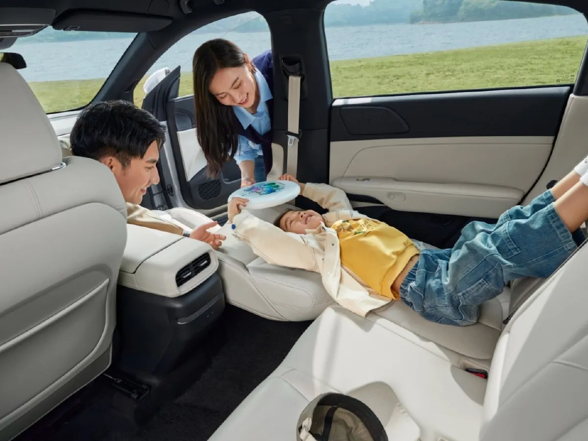 Xpeng G6,autocango,china used car exporter,china ev exporter,chinese used car exporter,chinese used ev exporter