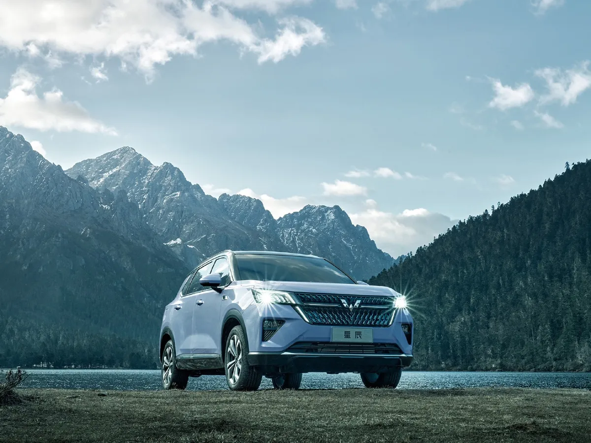 WuLing XingChen,autocango,china used car exporter,china ev exporter,chinese used car exporter,chinese used ev exporter