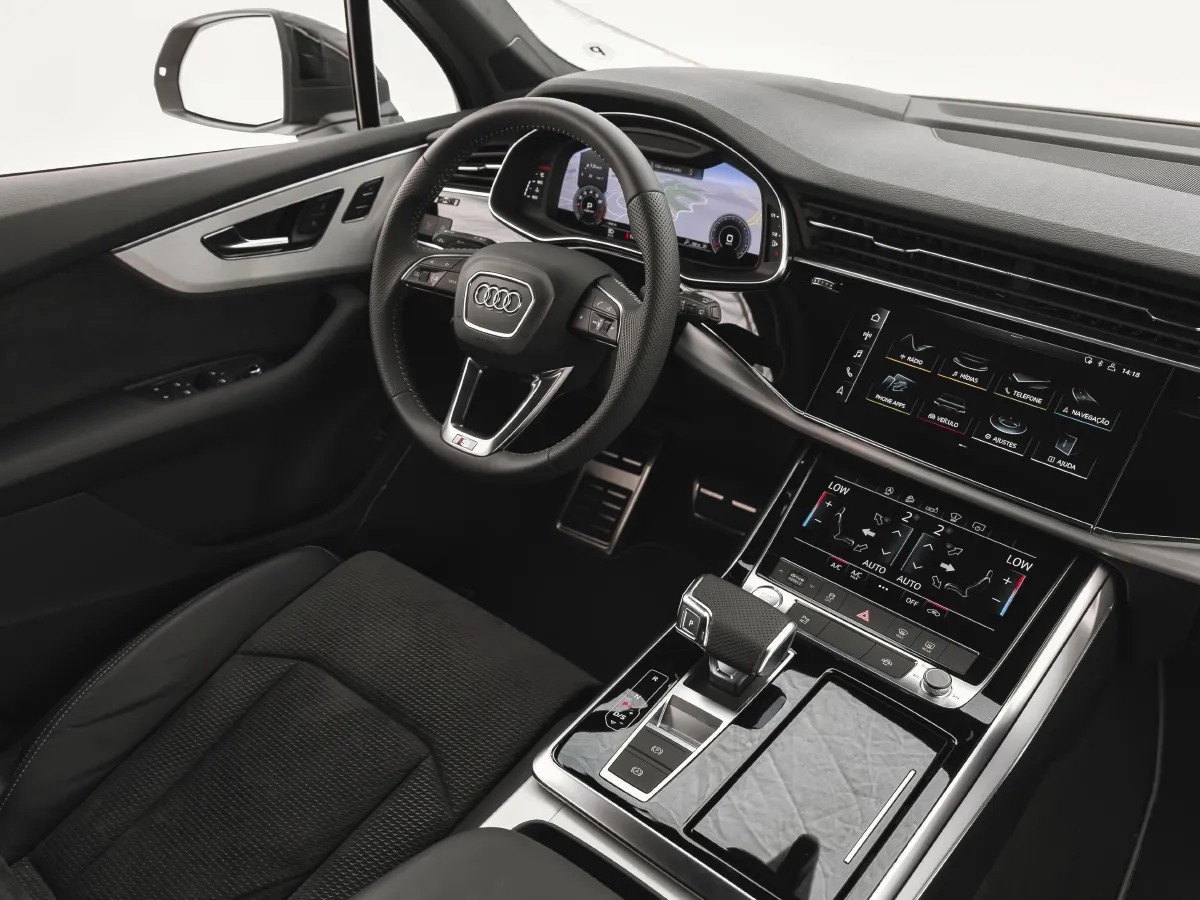 Audi Q7,autocango,china used car exporter,china ev exporter,chinese used car exporter,chinese used ev exporter