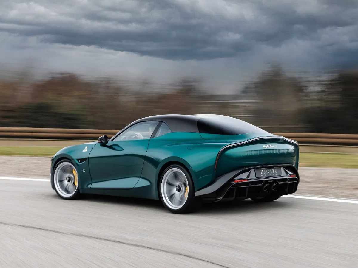 Alfa Romeo Giulia,autocango,china used car exporter,china ev exporter,chinese used car exporter,chinese used ev exporter