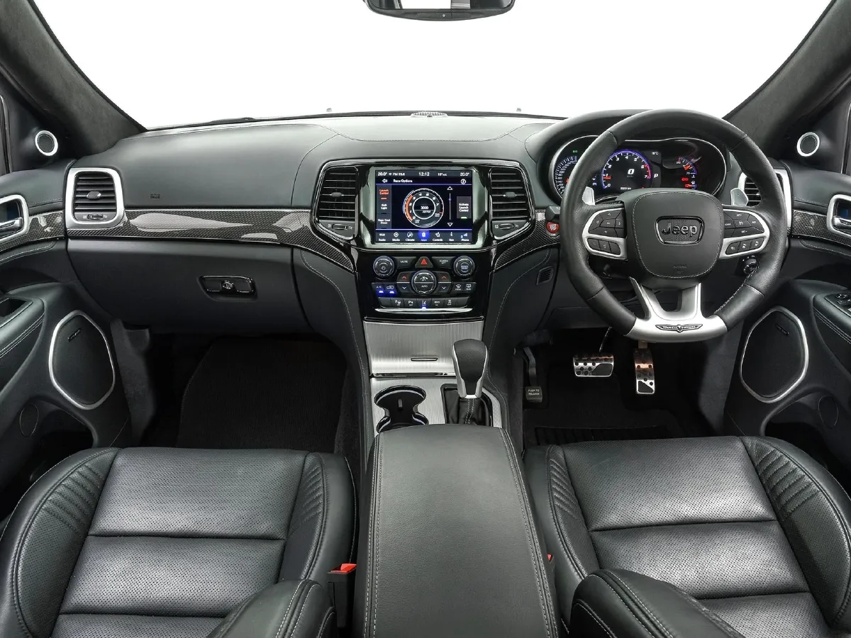 Jeep Grand Cherokee,autocango,china used car exporter,china ev exporter,chinese used car exporter,chinese used ev exporter