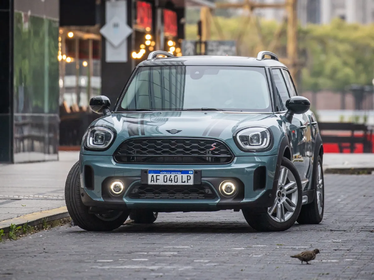 MINI COUNTRYMAN,autocango,china used car exporter,china ev exporter,chinese used car exporter,chinese used ev exporter