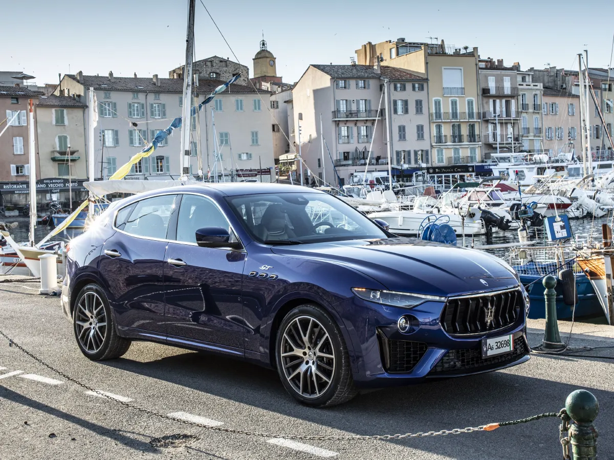 Maserati Levante,autocango,china used car exporter,china ev exporter,chinese used car exporter,chinese used ev exporter