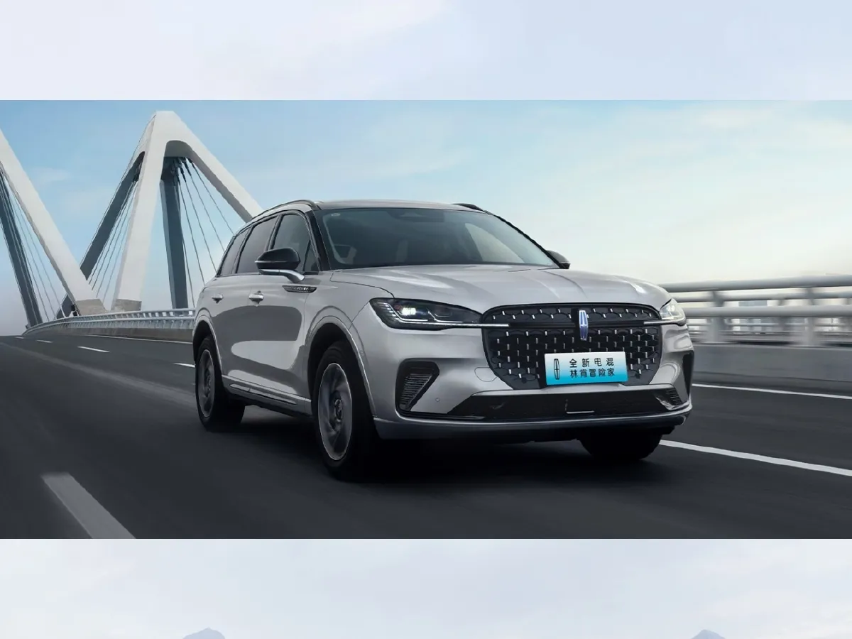 Lincoln Corsair,autocango,china used car exporter,china ev exporter,chinese used car exporter,chinese used ev exporter