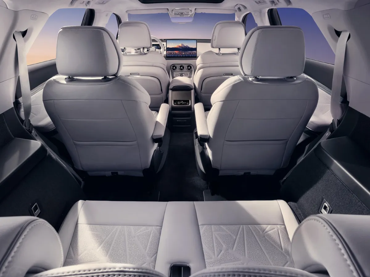 2023 Denza N8 1.5T 139HP L4 E-CVT PHEV 45.8KWH,autocango,china used car exporter,china ev exporter,chinese used car exporter,chinese used ev exporter