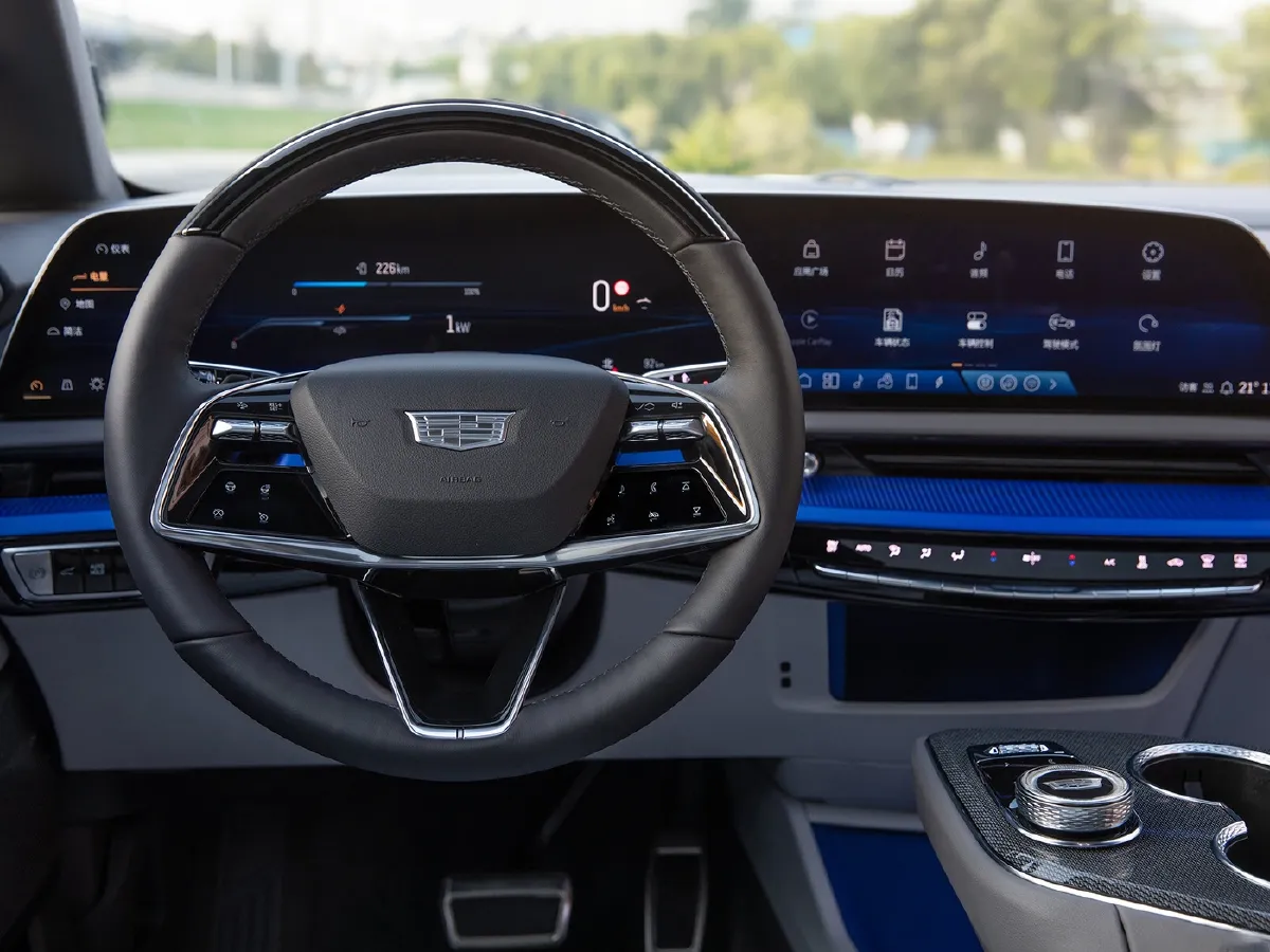 Cadillac OPTIQ,autocango,china used car exporter,china ev exporter,chinese used car exporter,chinese used ev exporter