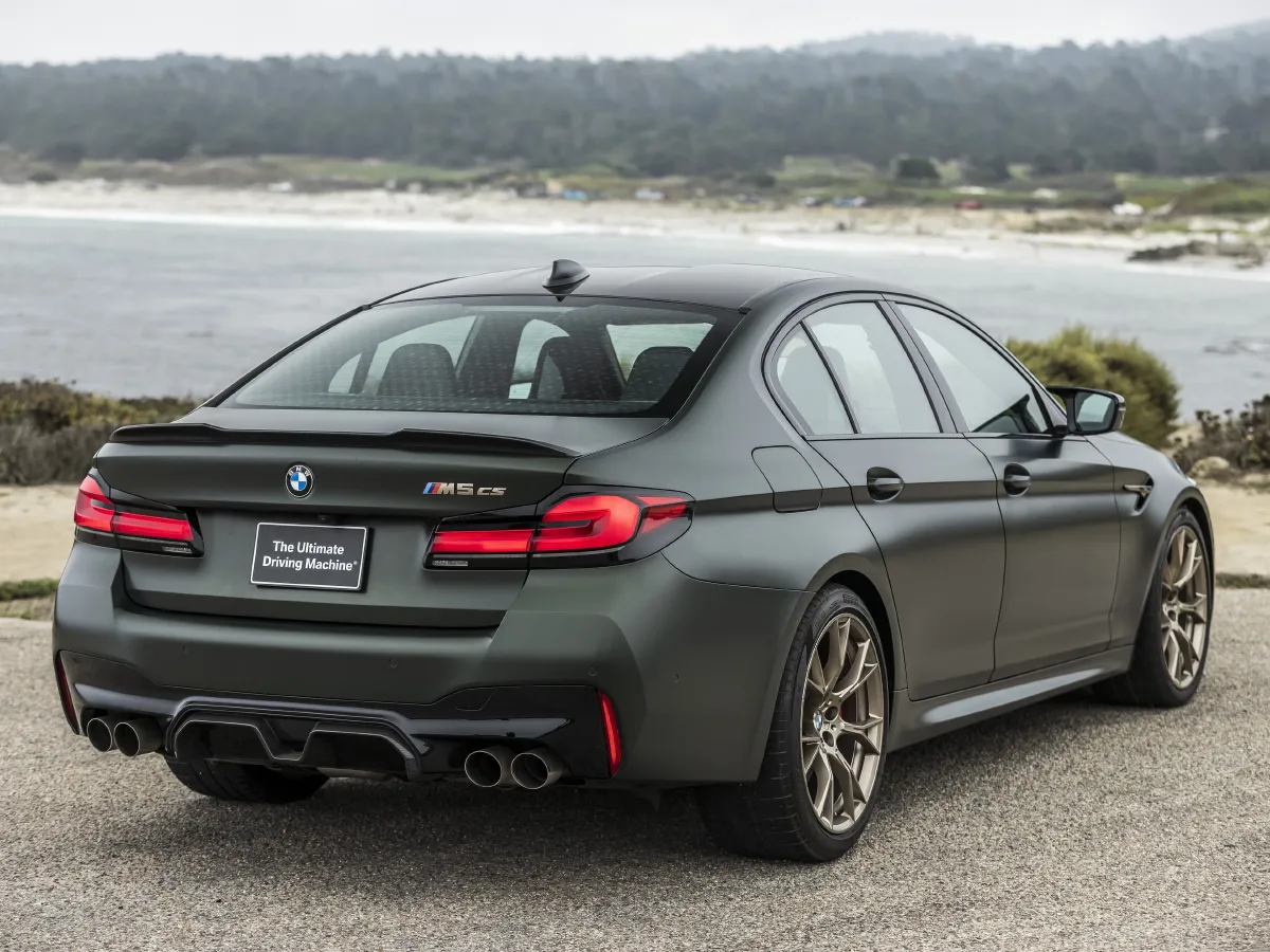 2012 BMW M5 4.4T 560HP V8 7DCT,autocango,china used car exporter,china ev exporter,chinese used car exporter,chinese used ev exporter