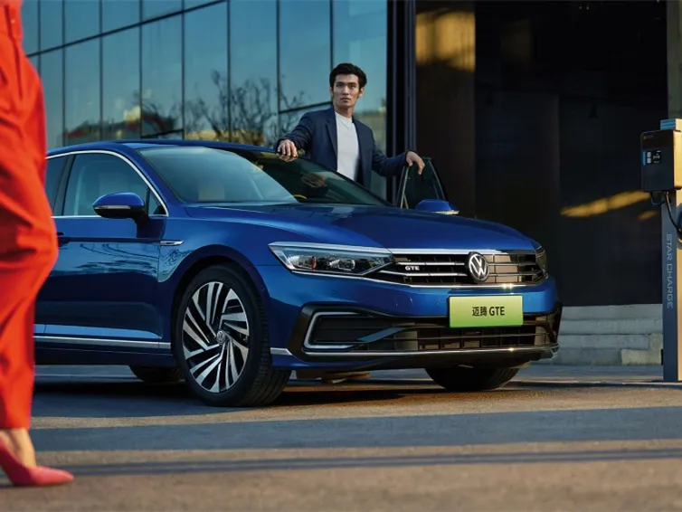 Volkswagen Magotan GTE,autocango,china used car exporter,china ev exporter,chinese used car exporter,chinese used ev exporter