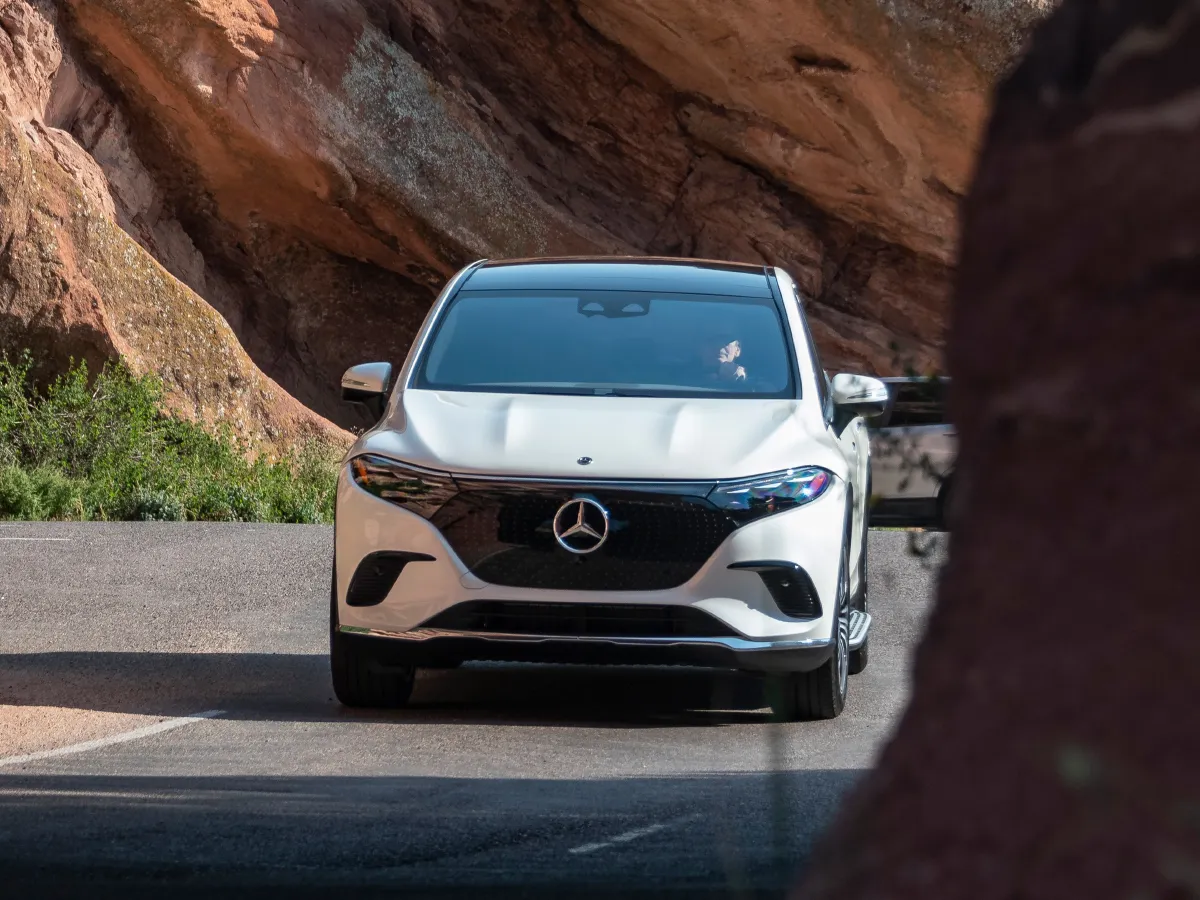 Mercedes-Benz EQS SUV,autocango,china used car exporter,china ev exporter,chinese used car exporter,chinese used ev exporter