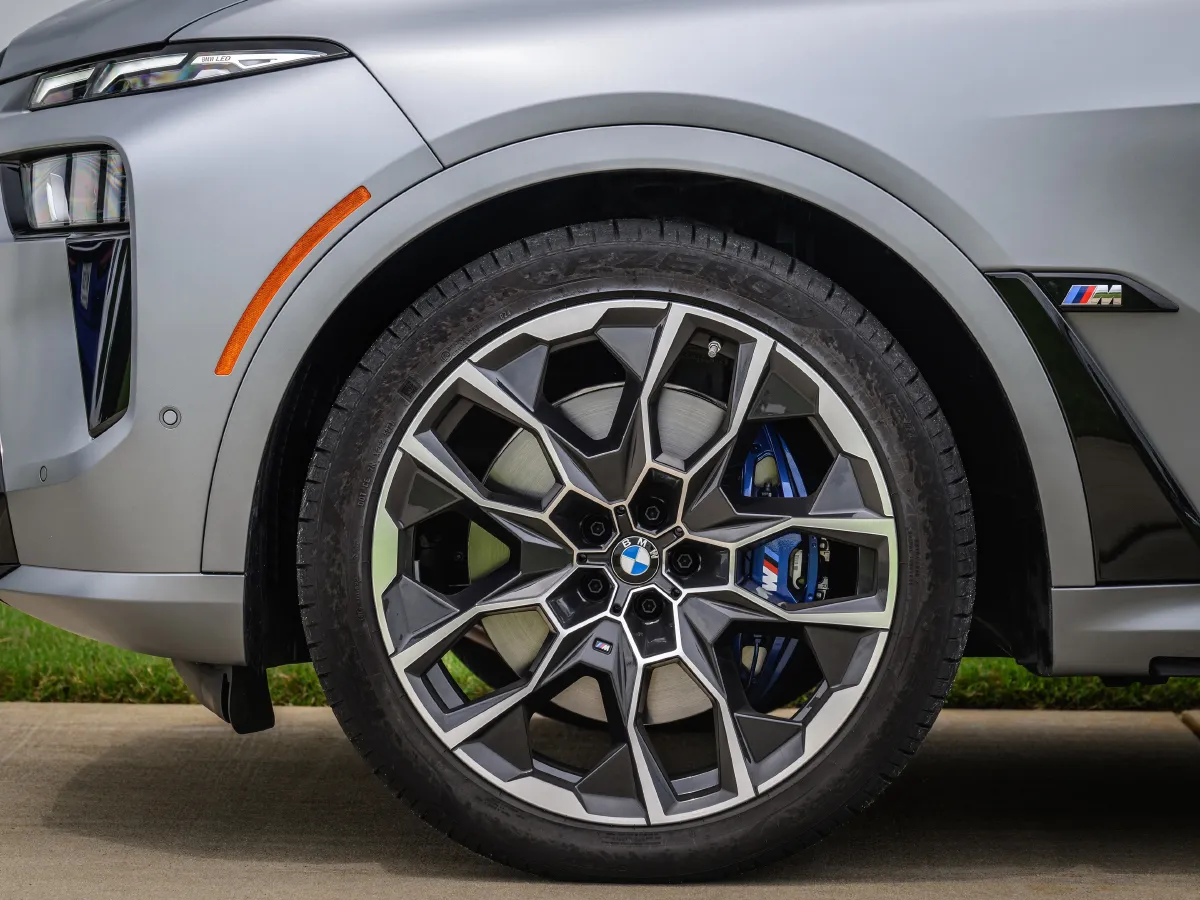 BMW X7,autocango,china used car exporter,china ev exporter,chinese used car exporter,chinese used ev exporter