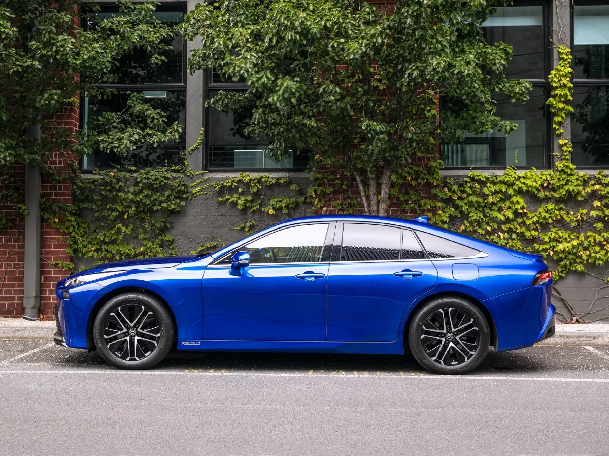 2023 Toyota Mirai,autocango,china used car exporter,china ev exporter,chinese used car exporter,chinese used ev exporter