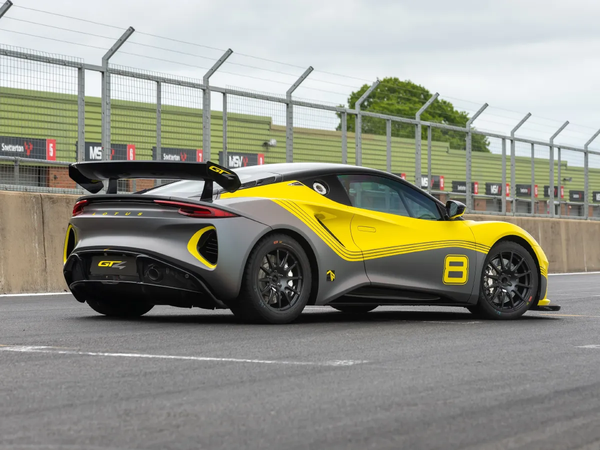 Lotus EMIRA,autocango,china used car exporter,china ev exporter,chinese used car exporter,chinese used ev exporter