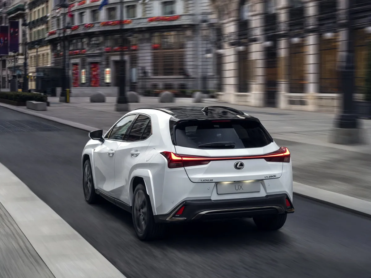 Lexus UX,autocango,china used car exporter,china ev exporter,chinese used car exporter,chinese used ev exporter