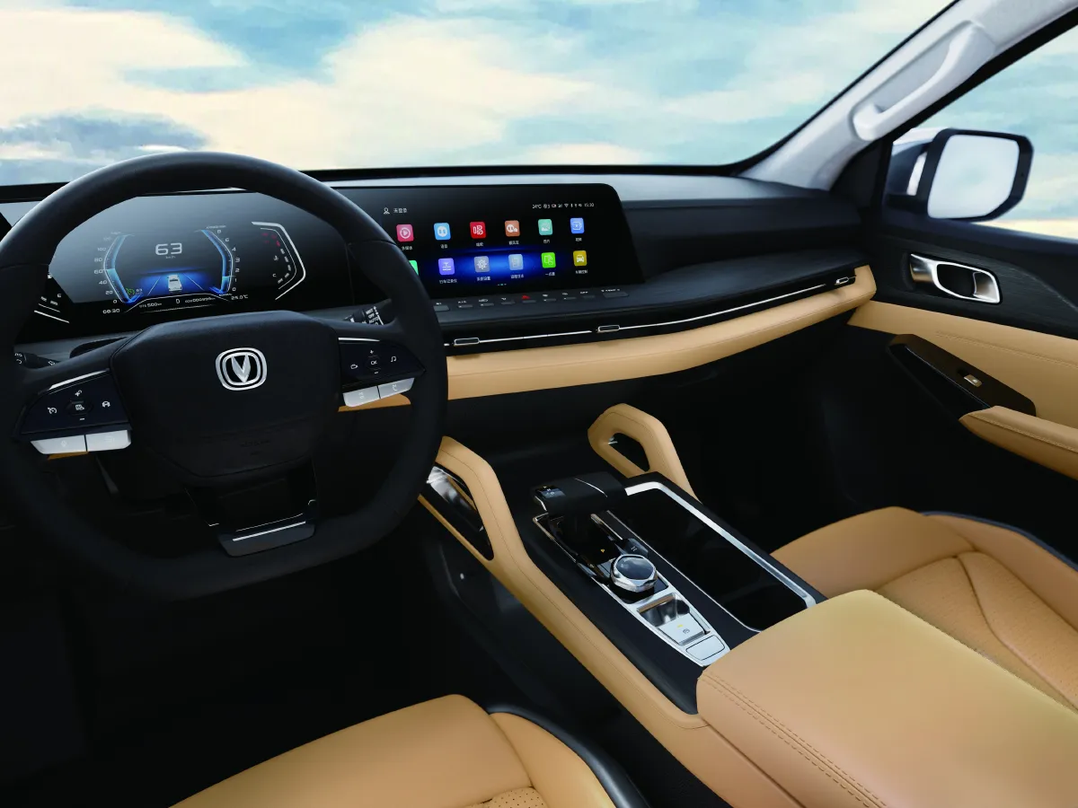 ChangAn LanTuoZhe,autocango,china used car exporter,china ev exporter,chinese used car exporter,chinese used ev exporter