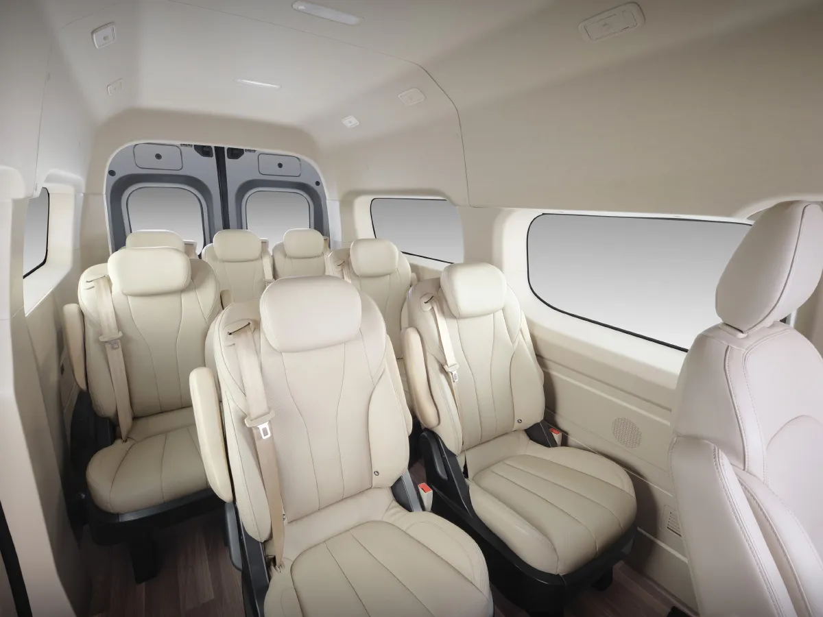 Iveco JuXing,autocango,china used car exporter,china ev exporter,chinese used car exporter,chinese used ev exporter