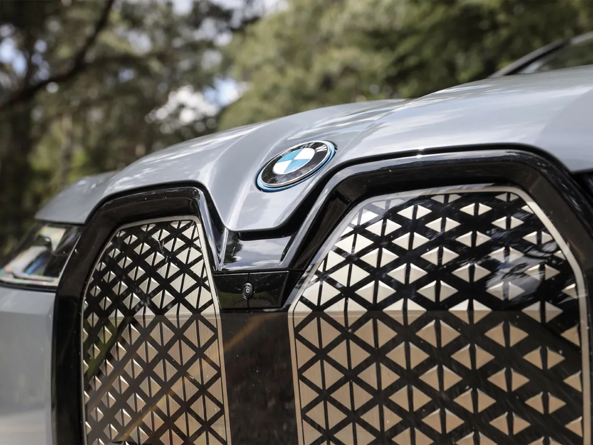 BMW iX,autocango,china used car exporter,china ev exporter,chinese used car exporter,chinese used ev exporter