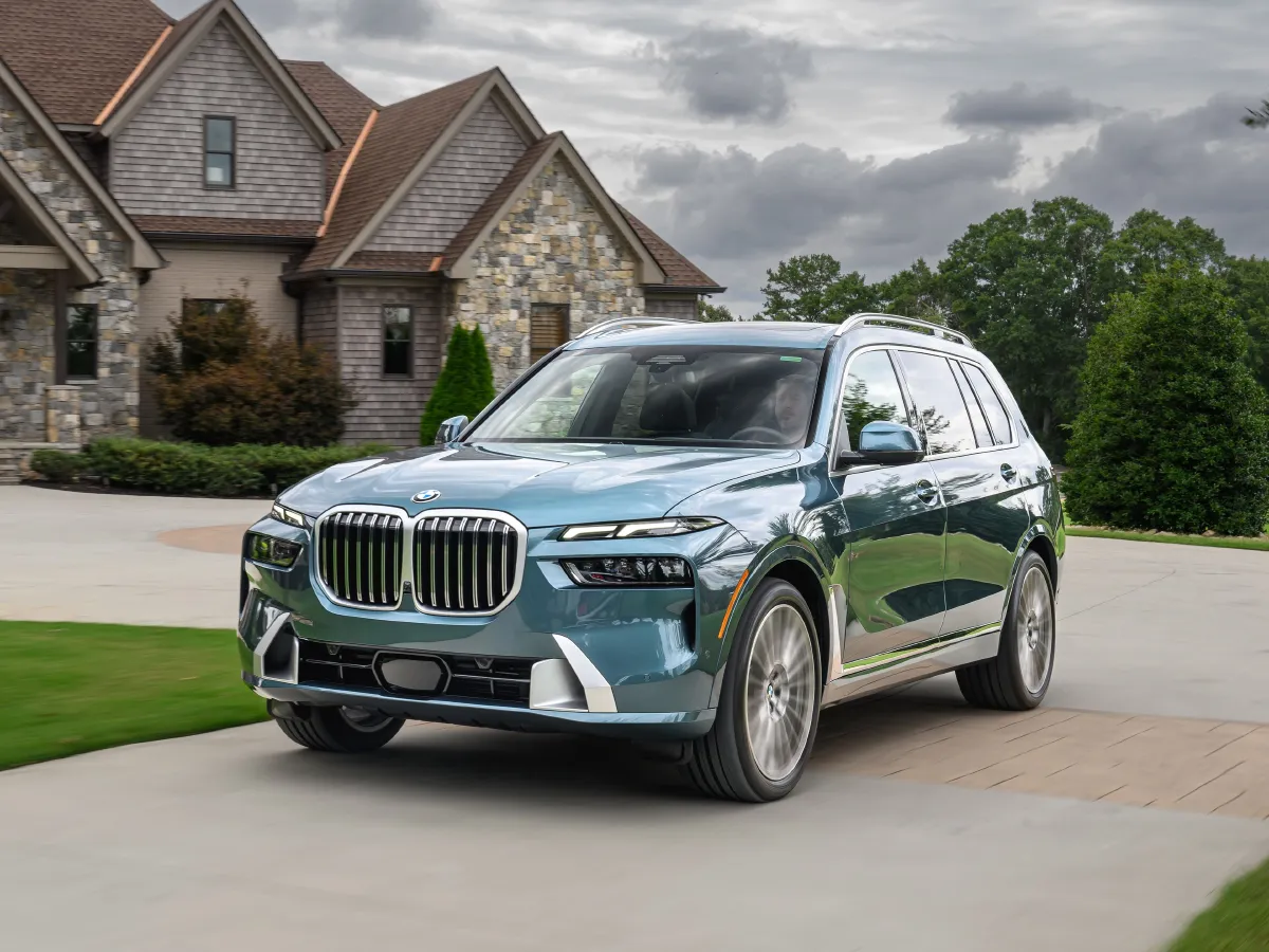 BMW X7,autocango,china used car exporter,china ev exporter,chinese used car exporter,chinese used ev exporter