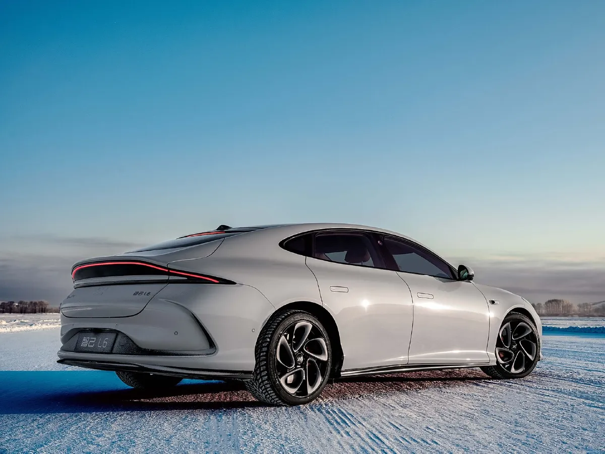 IM L6,autocango,china used car exporter,china ev exporter,chinese used car exporter,chinese used ev exporter