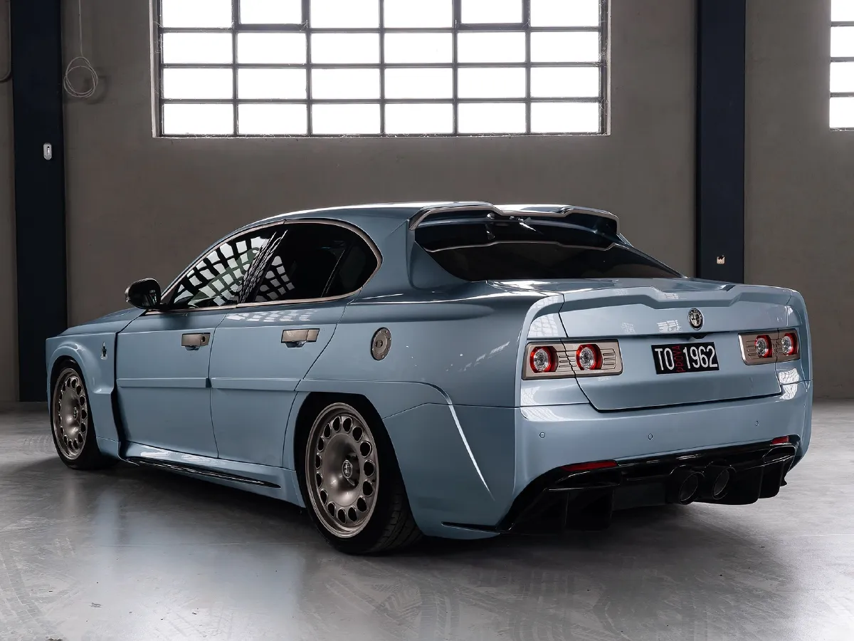 Alfa Romeo Giulia,autocango,china used car exporter,china ev exporter,chinese used car exporter,chinese used ev exporter