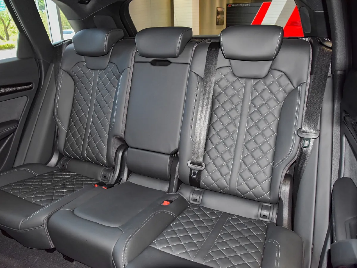 Audi SQ5,autocango,china used car exporter,china ev exporter,chinese used car exporter,chinese used ev exporter